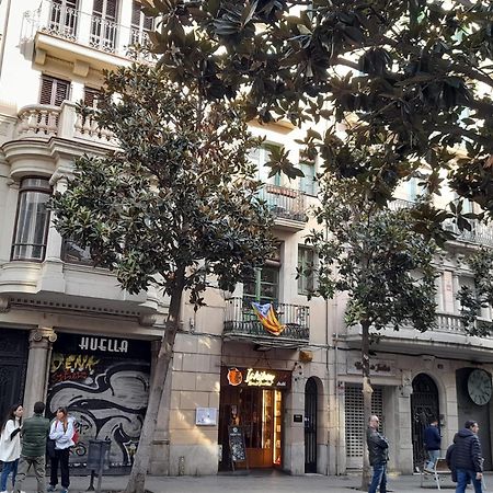 La Casa De Laura Nisia B&B Barcelona Exteriör bild