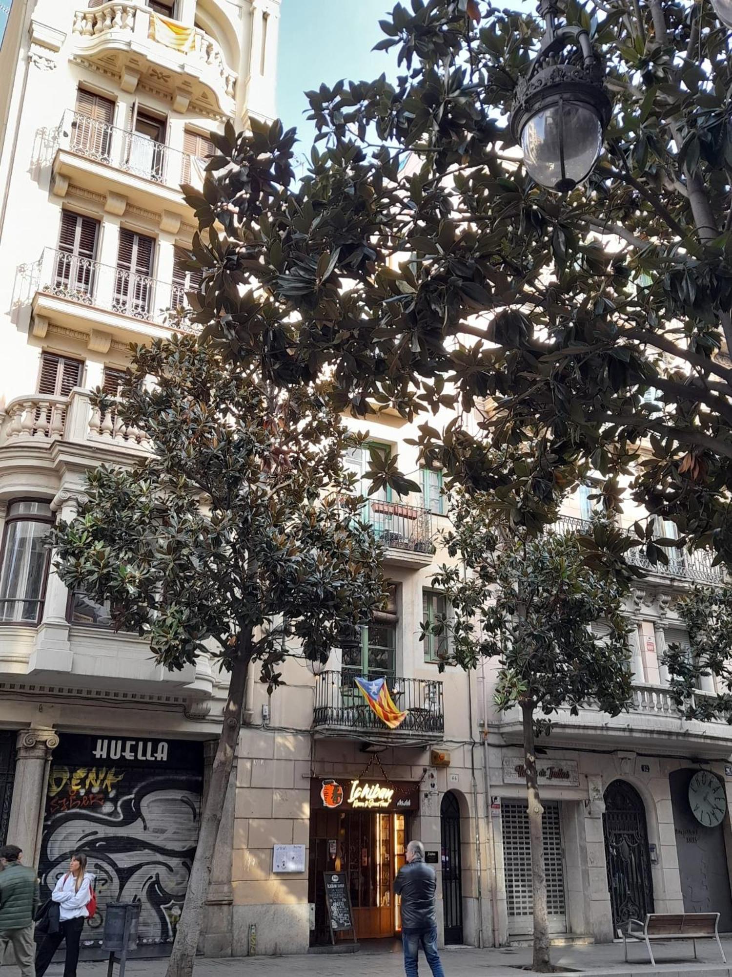 La Casa De Laura Nisia B&B Barcelona Exteriör bild